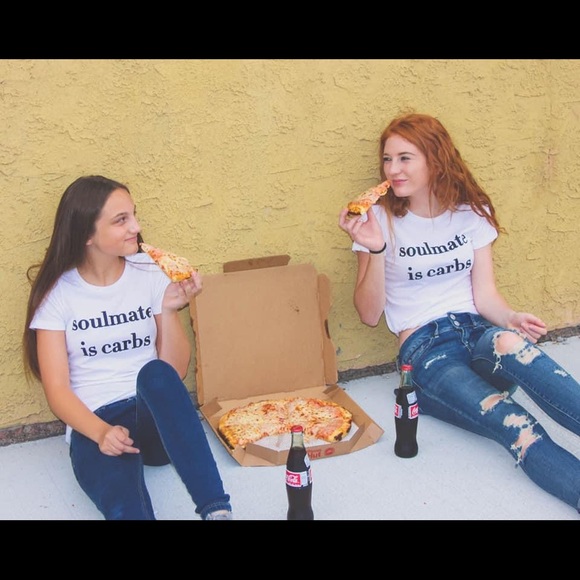 👚(bundle 4 items w/👚for $16) Soulmate is Carbs" T-shirt - Picture 1 of 6